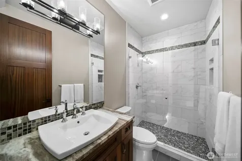 58 Key Bay Lane Chelan WA 98816