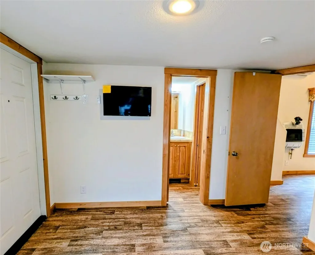 16 Copalis Rv Lane Copalis Beach WA 98535