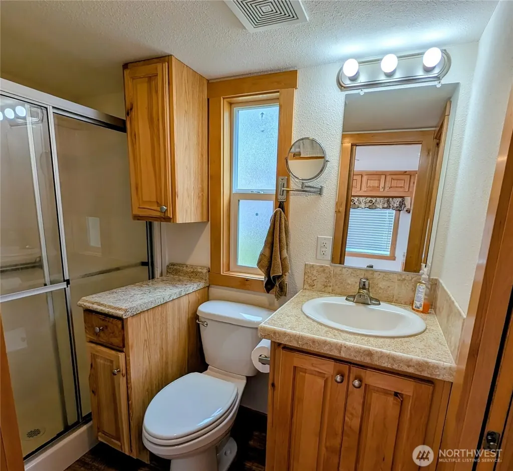 16 Copalis Rv Lane Copalis Beach WA 98535
