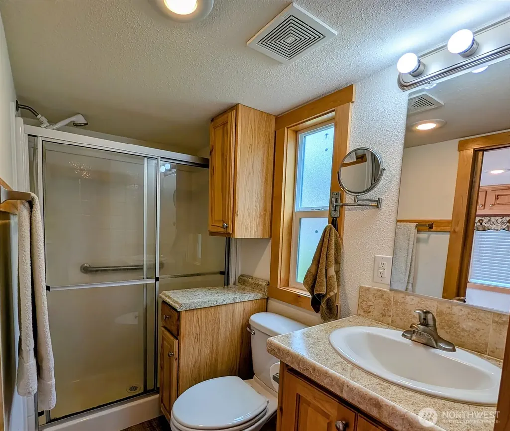 16 Copalis Rv Lane Copalis Beach WA 98535