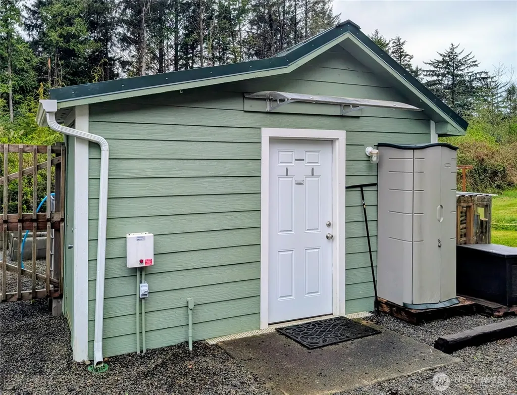 16 Copalis Rv Lane Copalis Beach WA 98535
