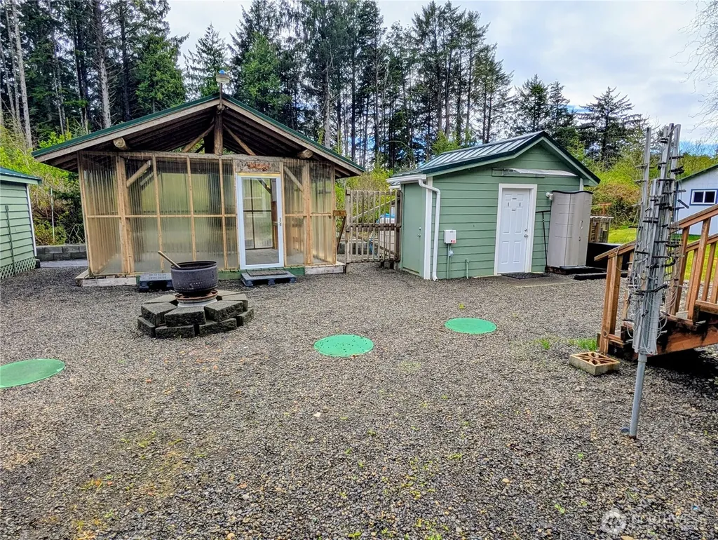 16 Copalis Rv Lane Copalis Beach WA 98535