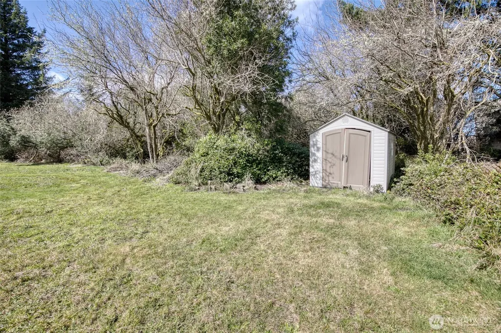 130 Jib Street NW Ocean Shores WA 98569