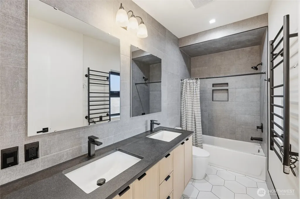 1311 Bancroft Street Bellingham WA 98225