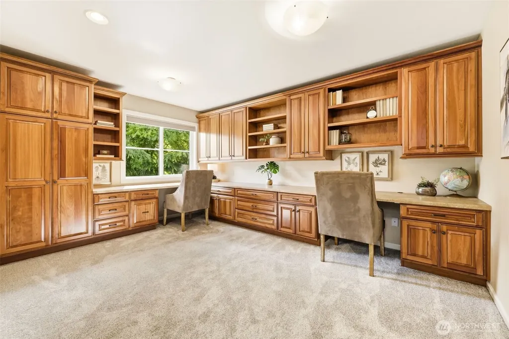 2401 Lyons Avenue NE Renton WA 98059