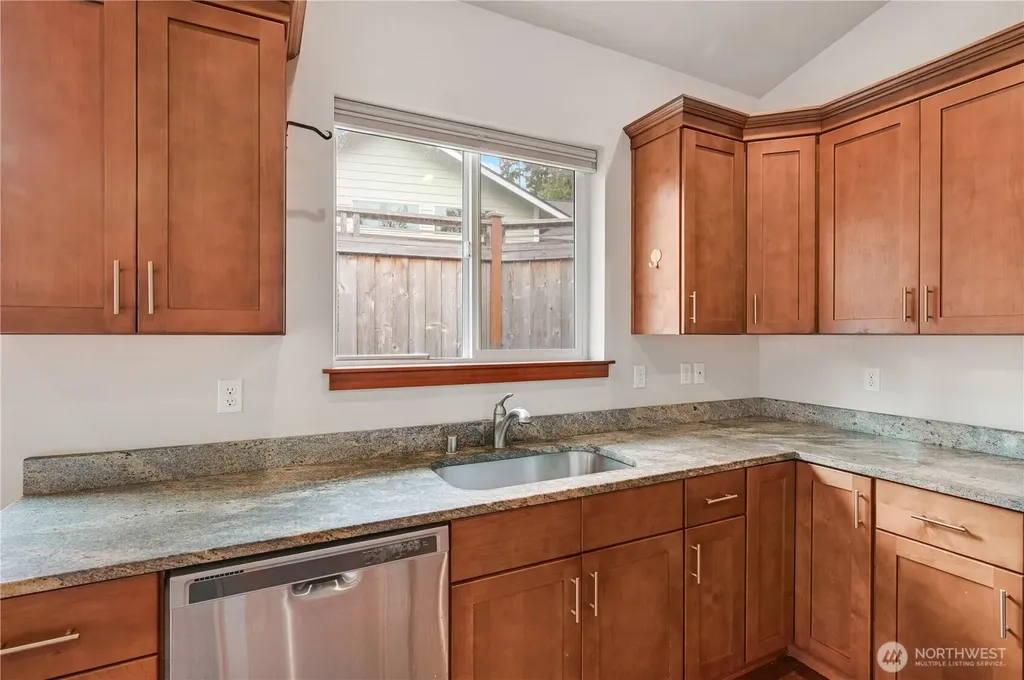 2233 E Rosecrans Court Port Townsend WA 98368