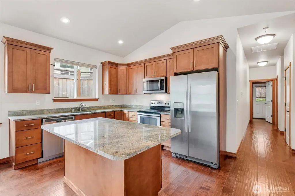 2233 E Rosecrans Court Port Townsend WA 98368