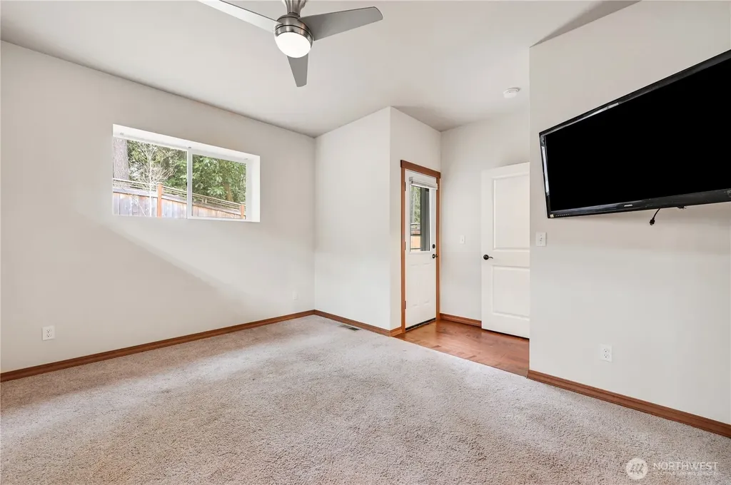 2233 E Rosecrans Court Port Townsend WA 98368
