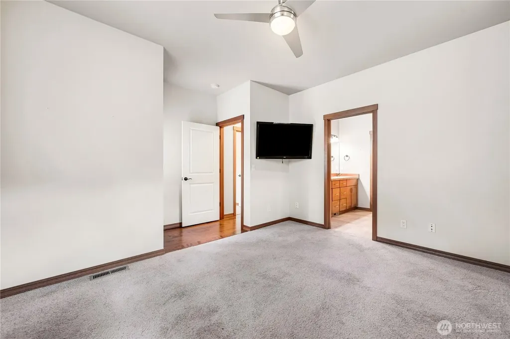 2233 E Rosecrans Court Port Townsend WA 98368