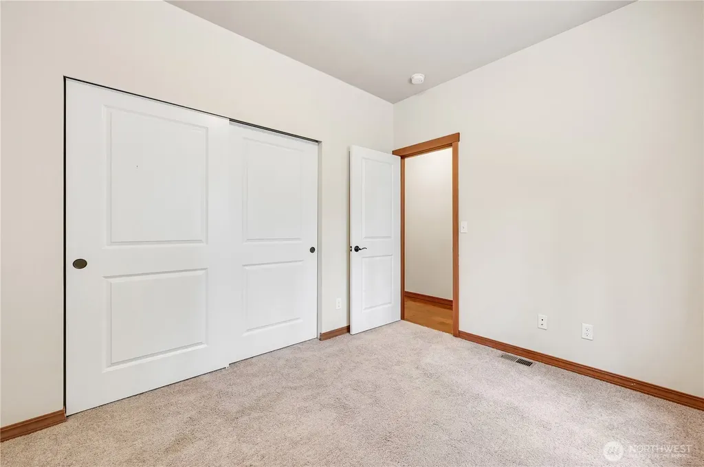 2233 E Rosecrans Court Port Townsend WA 98368