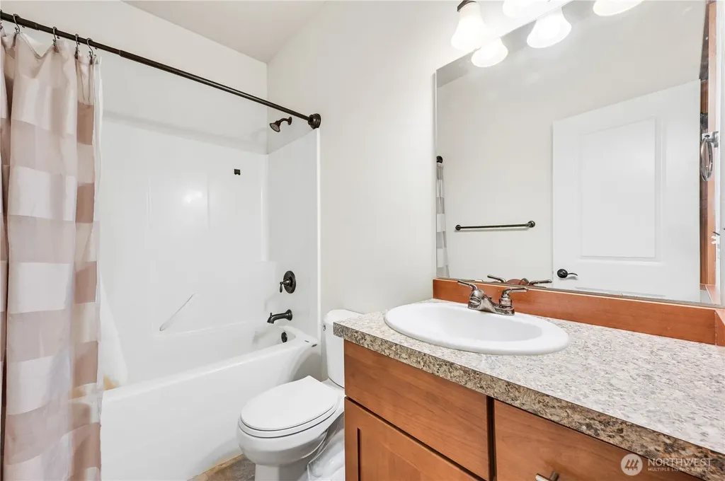 2233 E Rosecrans Court Port Townsend WA 98368