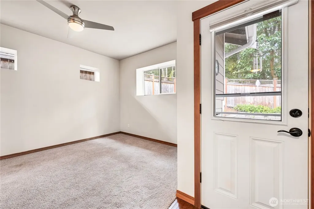 2233 E Rosecrans Court Port Townsend WA 98368