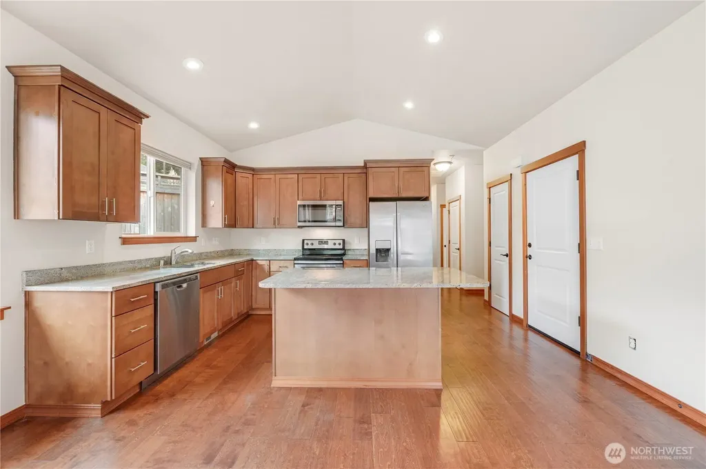 2233 E Rosecrans Court Port Townsend WA 98368