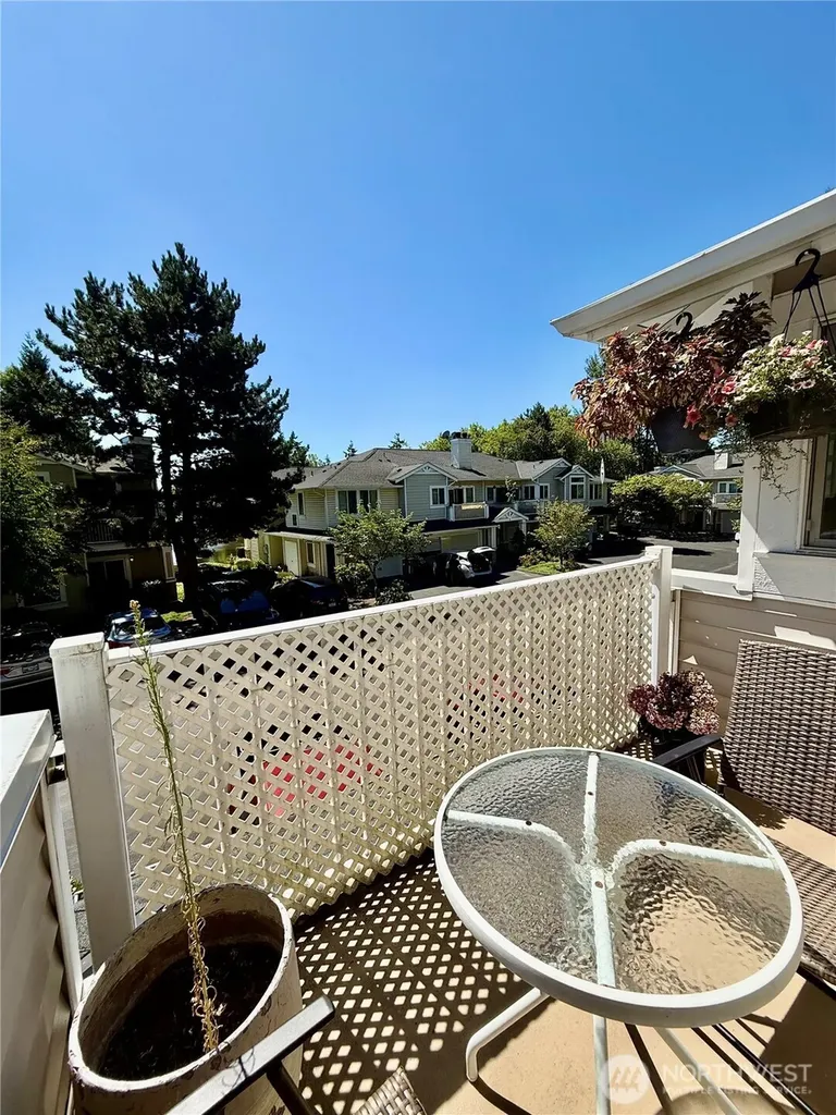 5804 S 234th Place Kent WA 98032