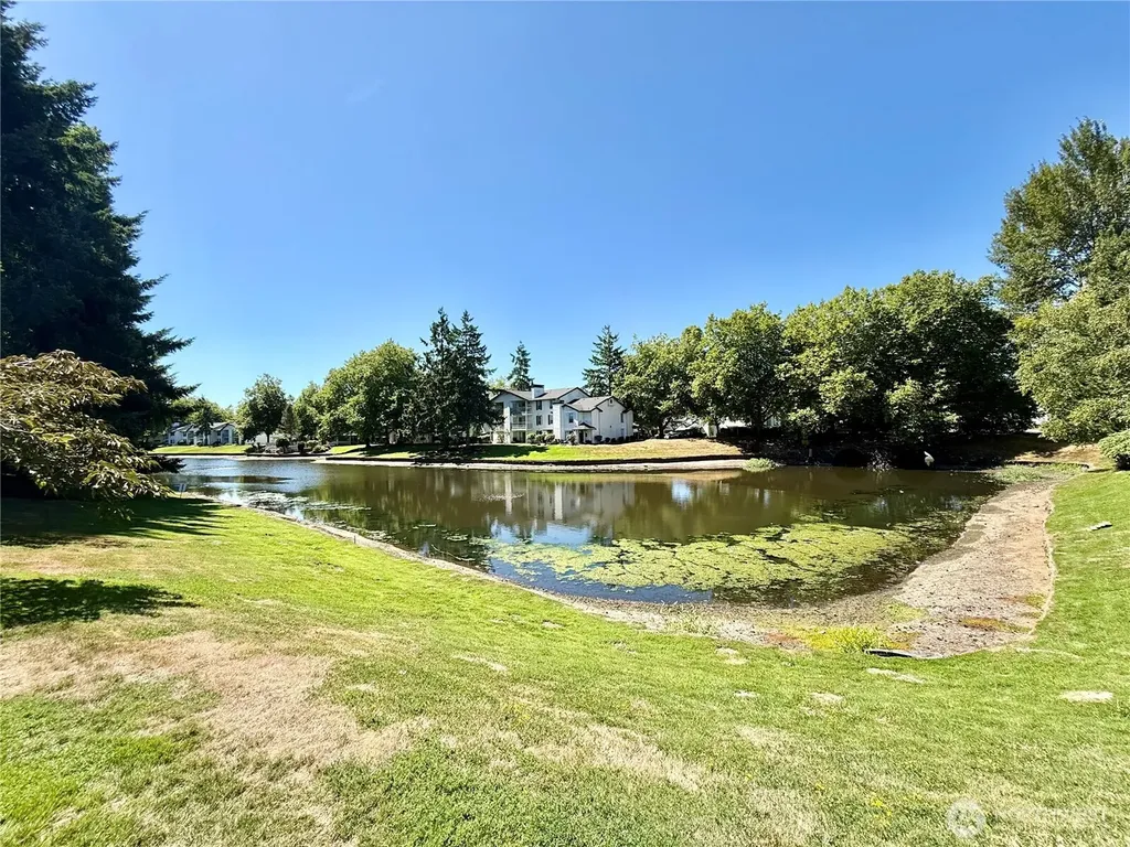 5804 S 234th Place Kent WA 98032