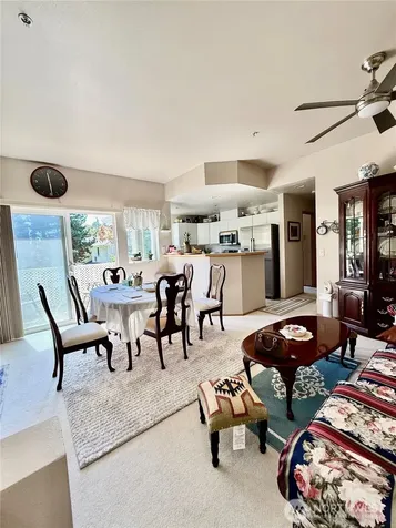 5804 S 234th Place Kent WA 98032