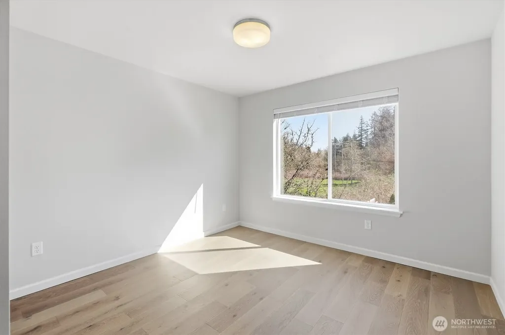4211 208th Place SE Bothell WA 98021