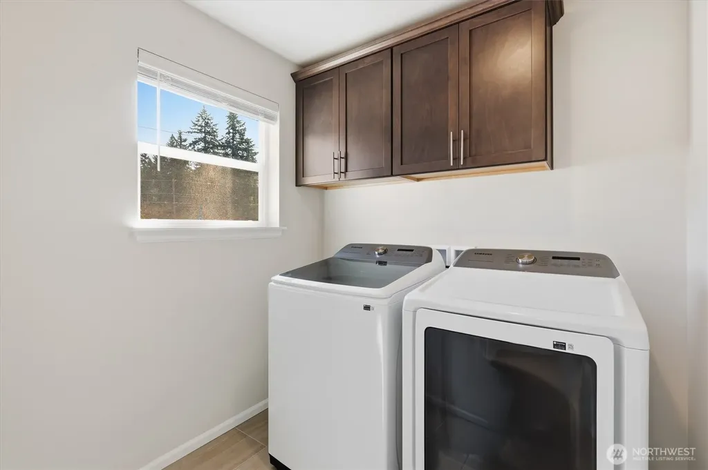 4211 208th Place SE Bothell WA 98021