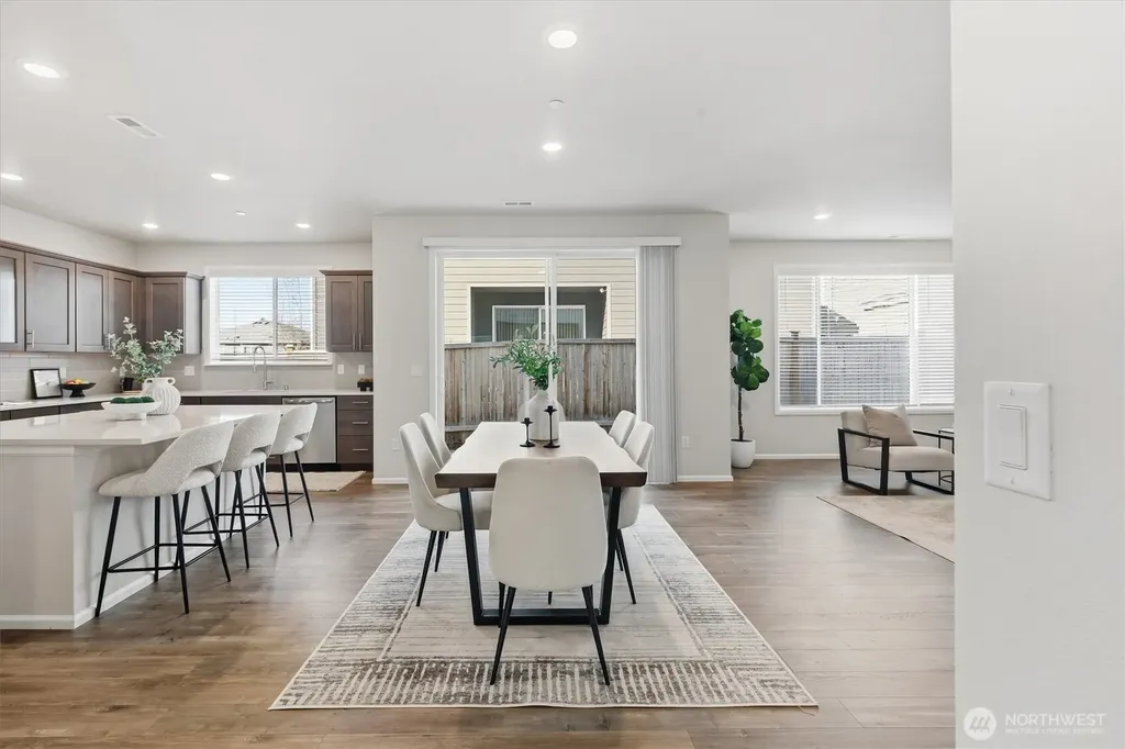 4211 208th Place SE Bothell WA 98021