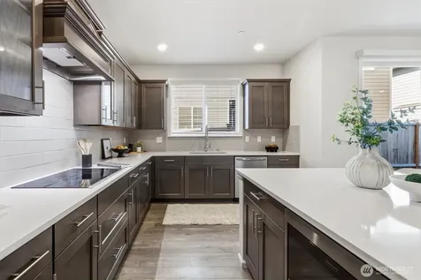 4211 208th Place SE Bothell WA 98021