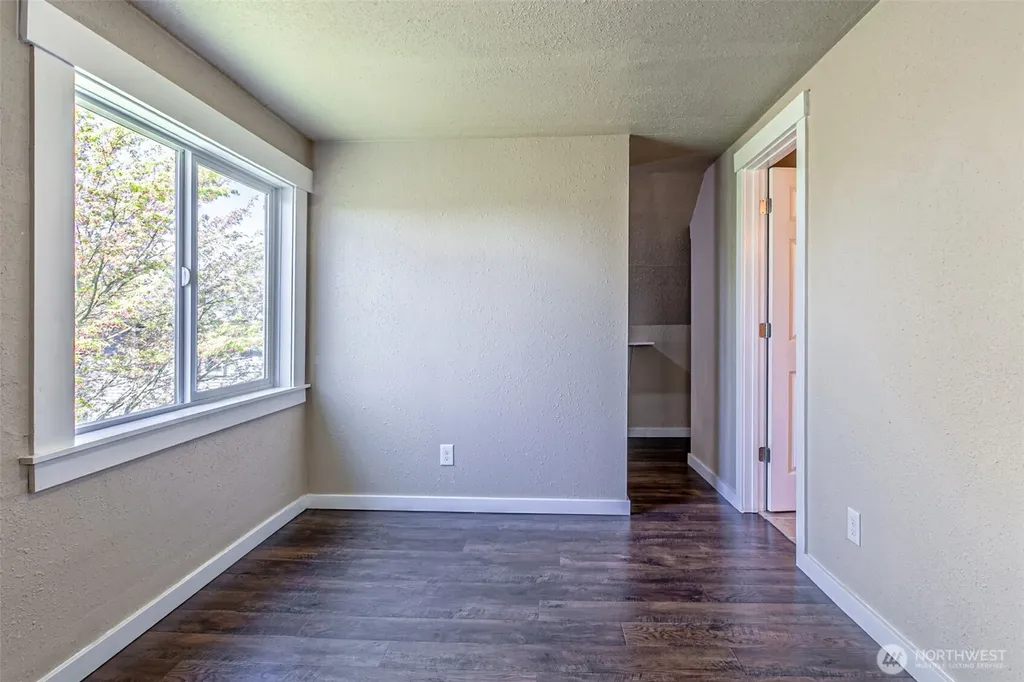 913 E Mckinley Road Tacoma WA 98404