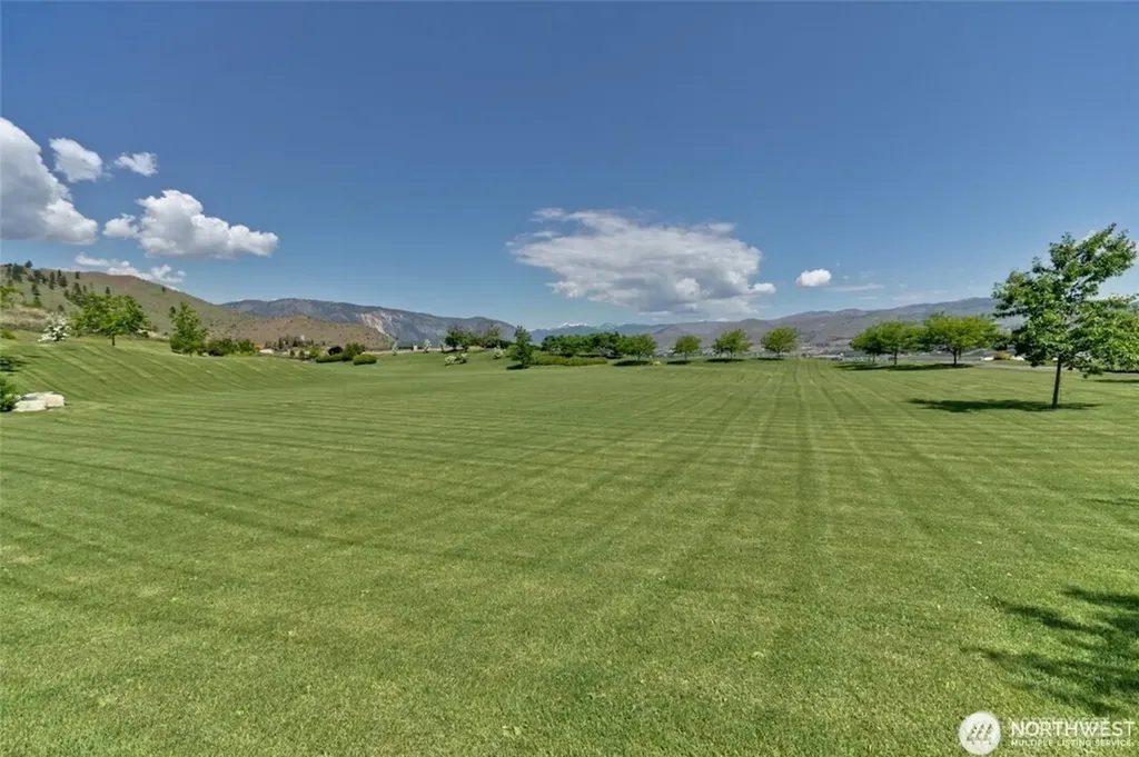 149 Mirabella Drive Chelan WA 98816