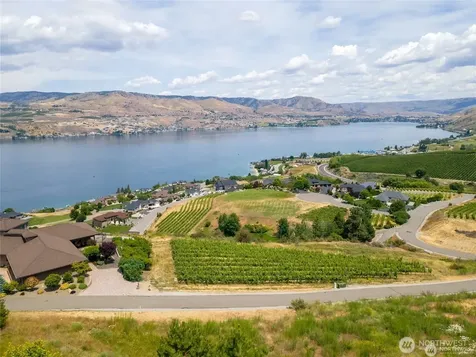 149 Mirabella Drive Chelan WA 98816