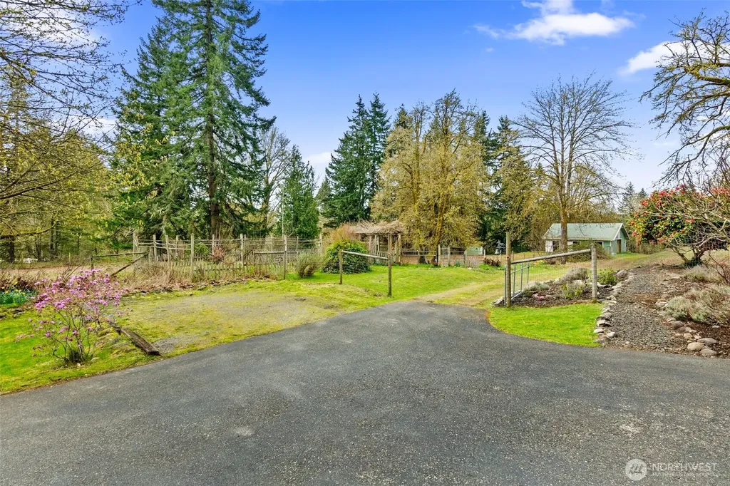 2222 107th Lane SE Olympia WA 98501