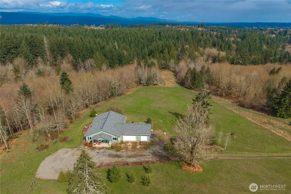 10404 210th Lane SW Rochester WA 98579