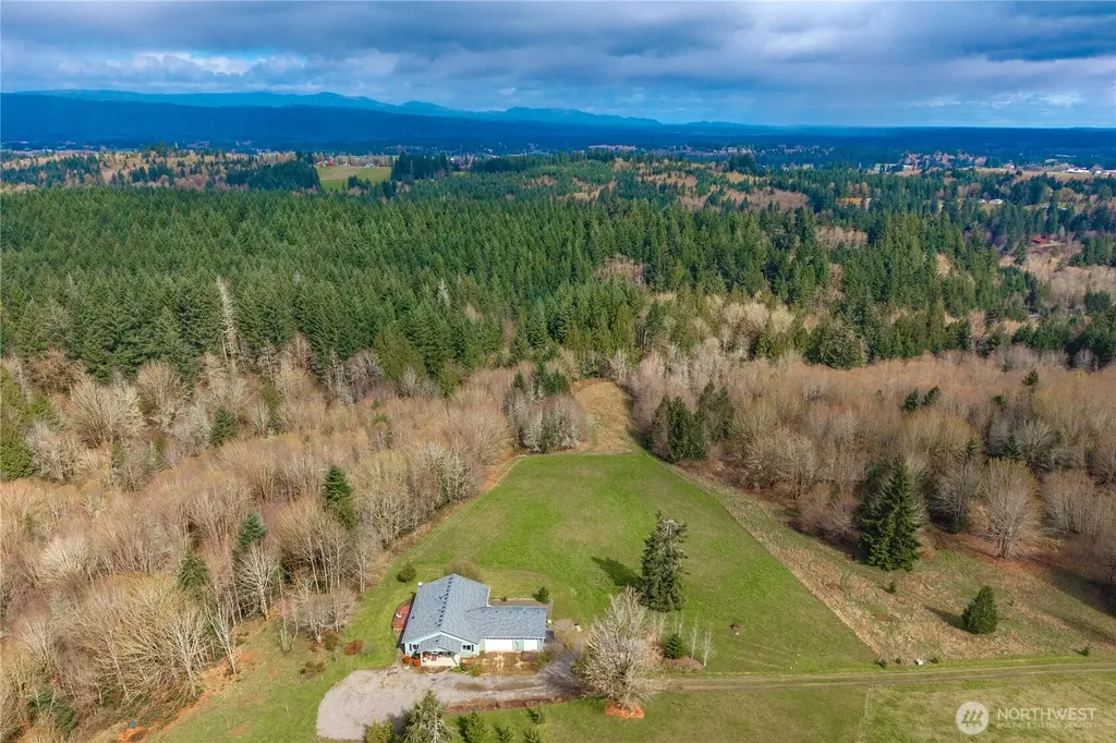10404 210th Lane SW Rochester WA 98579
