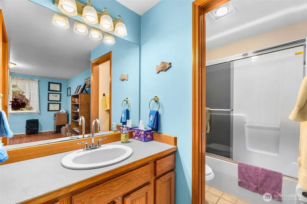 11846 Deer Trail Lane SW Olympia WA 98512