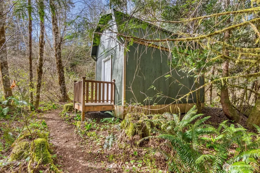 11846 Deer Trail Lane SW Olympia WA 98512
