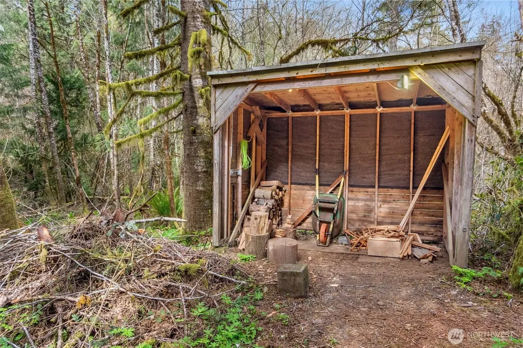 11846 Deer Trail Lane SW Olympia WA 98512