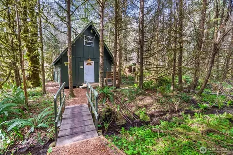 11846 Deer Trail Lane SW Olympia WA 98512