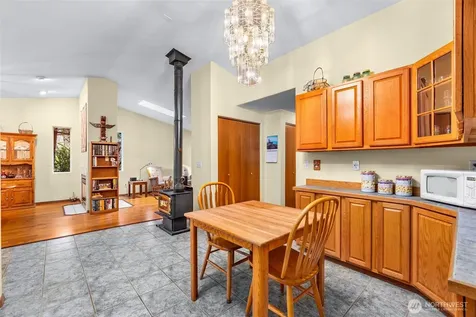 11846 Deer Trail Lane SW Olympia WA 98512