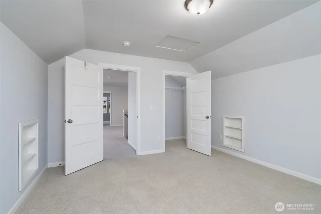 3817 Deskin Court Anacortes WA 98221