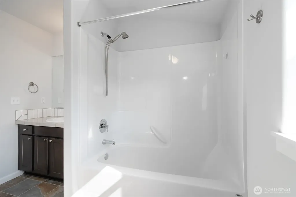 3817 Deskin Court Anacortes WA 98221