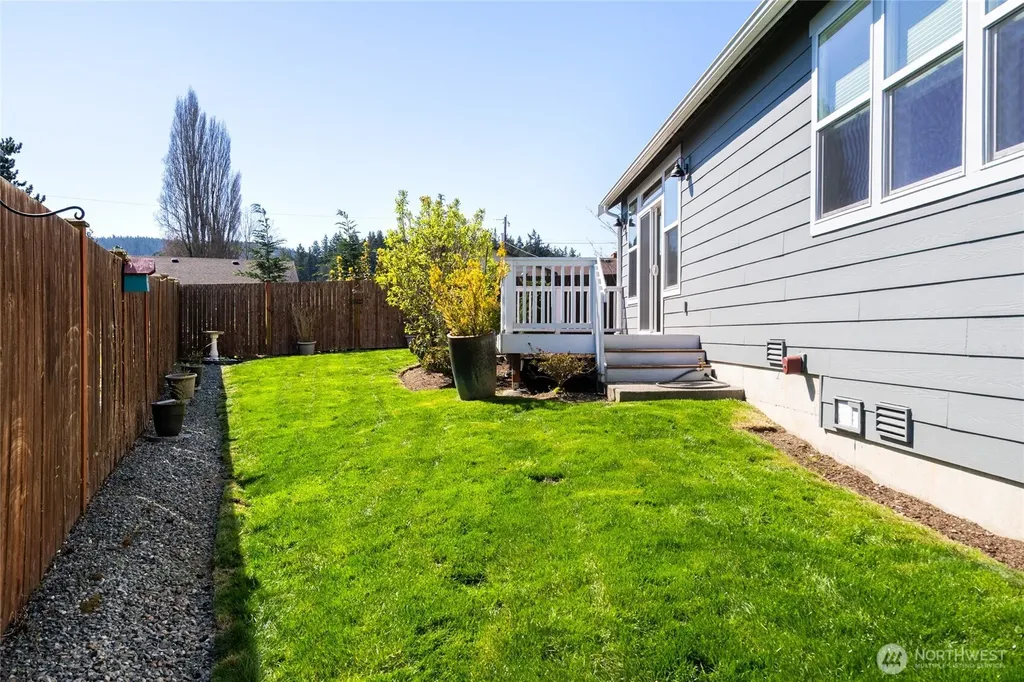 3817 Deskin Court Anacortes WA 98221
