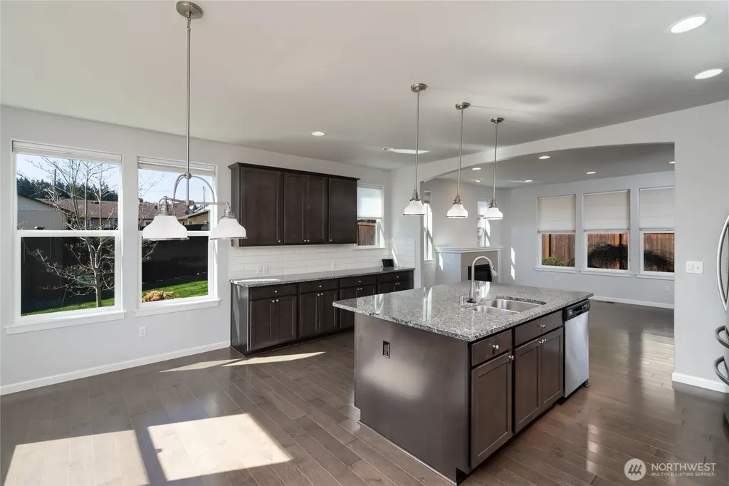 3817 Deskin Court Anacortes WA 98221