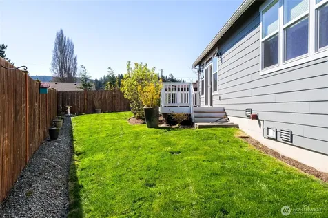 3817 Deskin Court Anacortes WA 98221