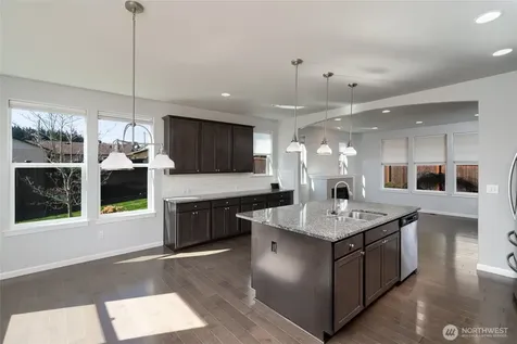 3817 Deskin Court Anacortes WA 98221