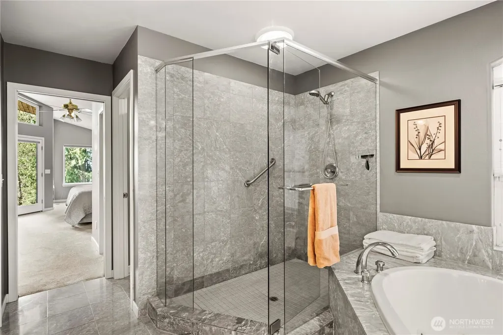 109 211th Place NE Sammamish WA 98074