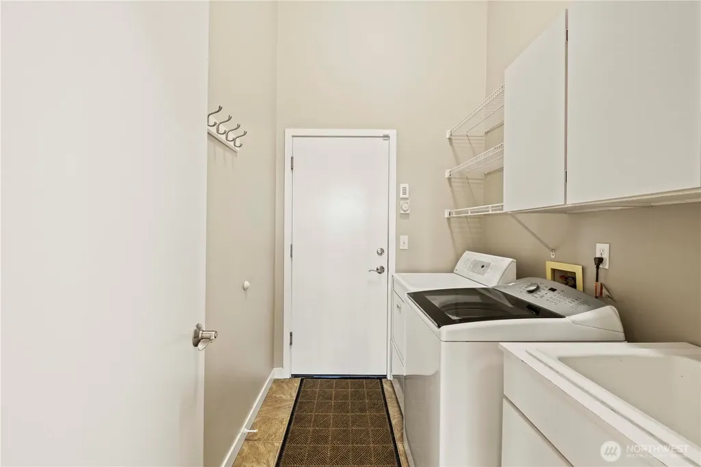 109 211th Place NE Sammamish WA 98074
