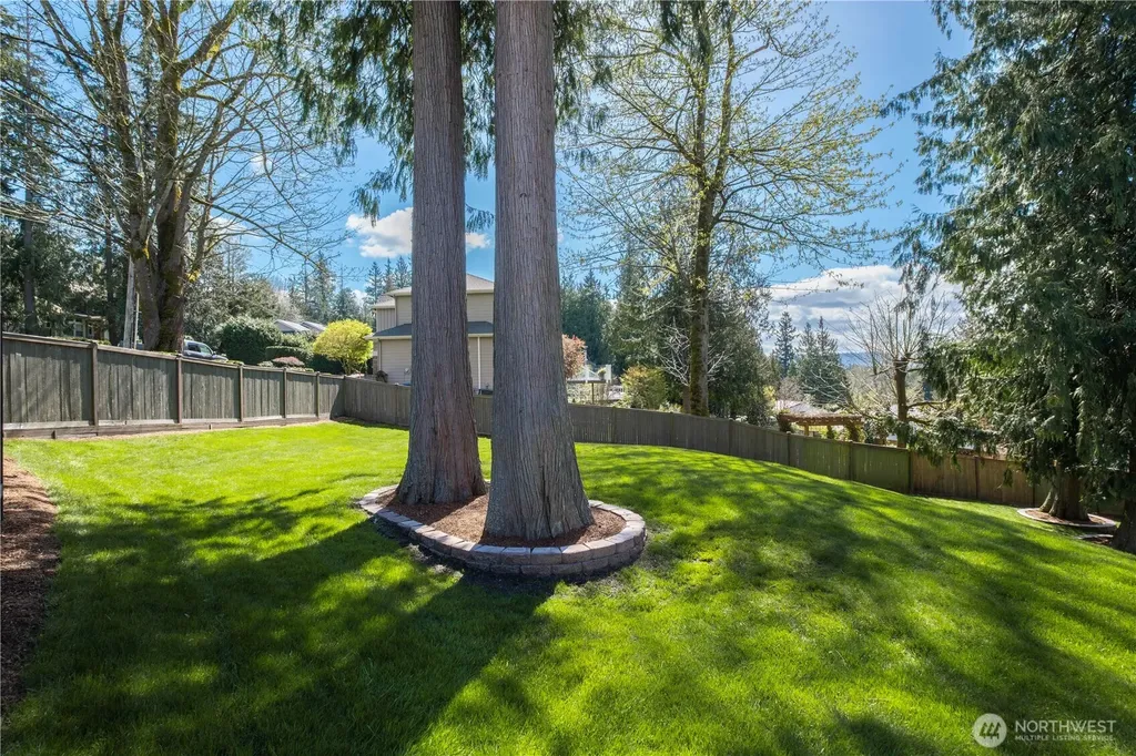 109 211th Place NE Sammamish WA 98074