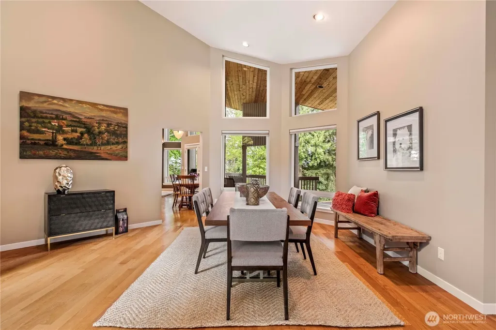 109 211th Place NE Sammamish WA 98074
