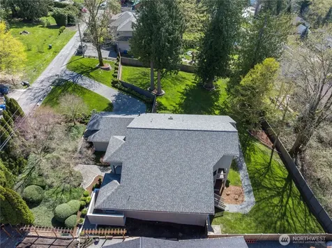 109 211th Place NE Sammamish WA 98074
