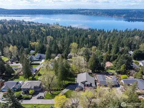 109 211th Place NE Sammamish WA 98074