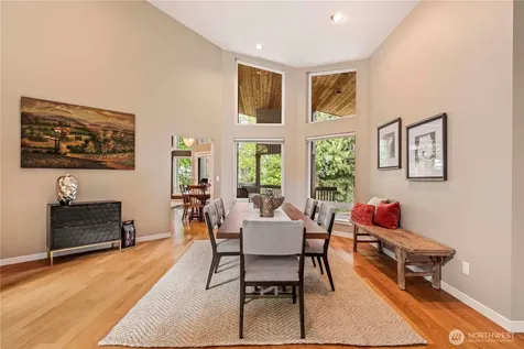 109 211th Place NE Sammamish WA 98074