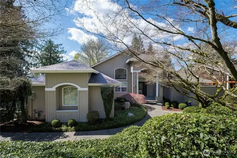 109 211th Place NE Sammamish WA 98074