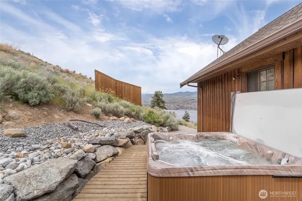 240 Little Butte Ranch Road Chelan WA 98816